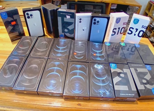 New Stock - Iphone & Samsung
