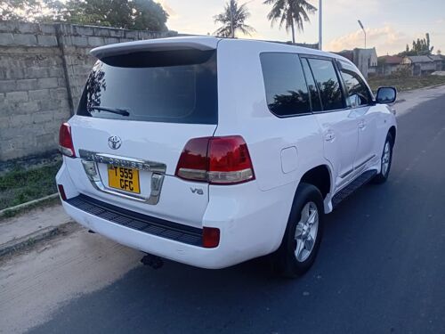 Land cruiser v8