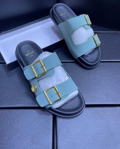 Sandals new&original 