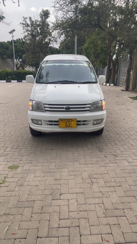 Toyota Noah Sr 40 Ipo Dodoma