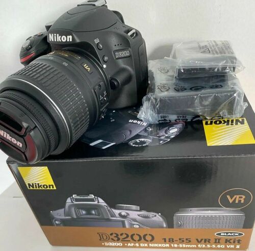 Nikon D3200 with lens 18-55mm 