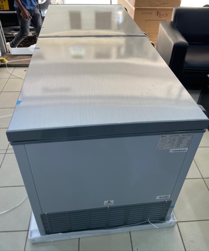 Roch Chest Freezer 720L