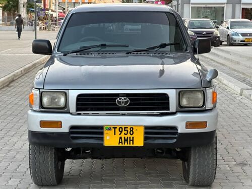 Toyota Hilux double cabin 