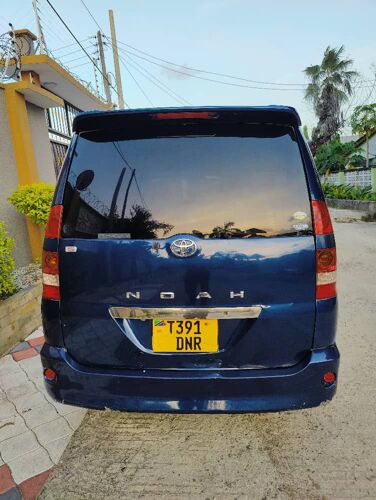 Toyota noah
