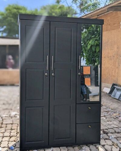 KABATI MILANGO MITATU MPYA