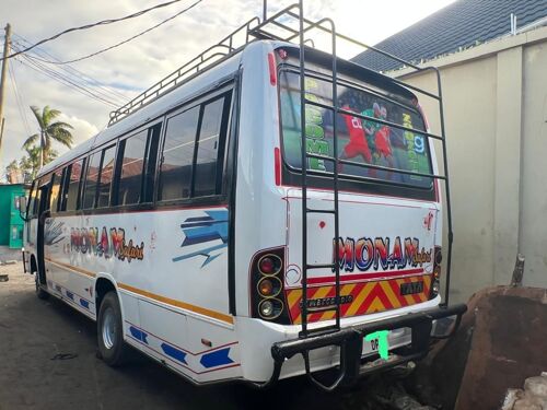 Tata bus Nzuri Sana 