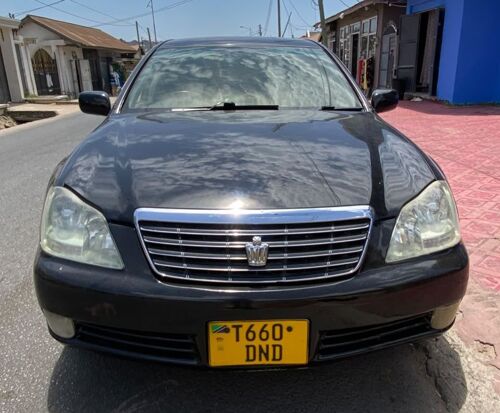 Toyota crown royal nzuri sana 