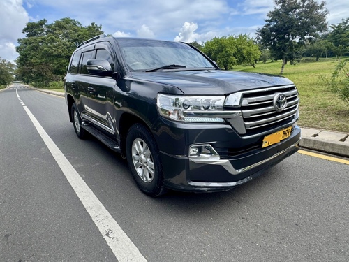 Land cruiser v8