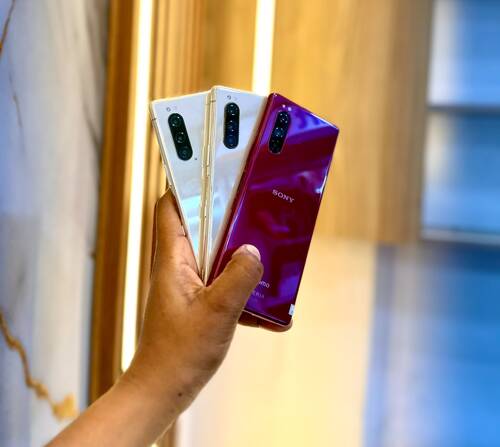 Sony Xperia 5 Nzuri 