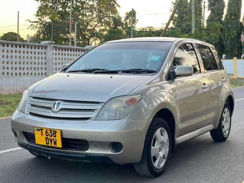 Toyota ist 2nz