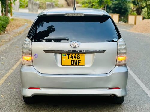 Toyota wish
