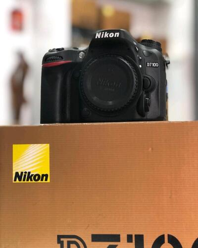 Nikon d7100 only body