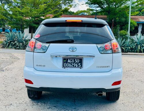 Toyota harrier chassis 