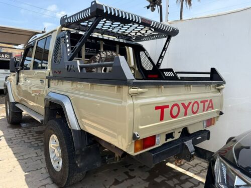 Landcruiser Double Cabn Pickup