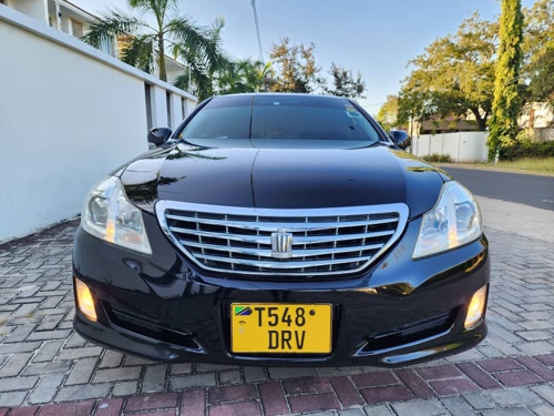 TOYOTA CROWN NEW MODEL