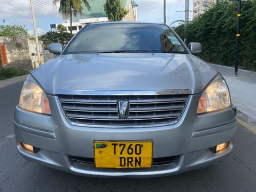 2004 TOYOTA PREMIO