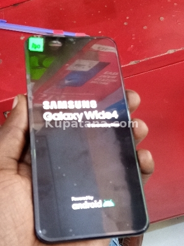 Samsung A20