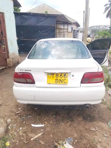 TOYOTA CARINA TI FOR SALE 2.5M