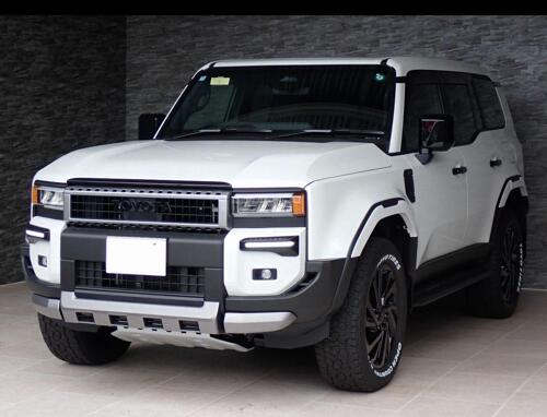 2024 Land Cruiser Prado Petrol