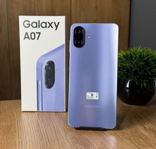 SAMSUNG Galaxy AO7 //BRAND NEW