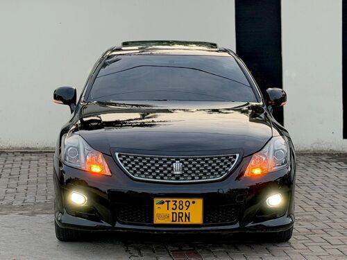 2010 Toyota Crown Athlete DRN