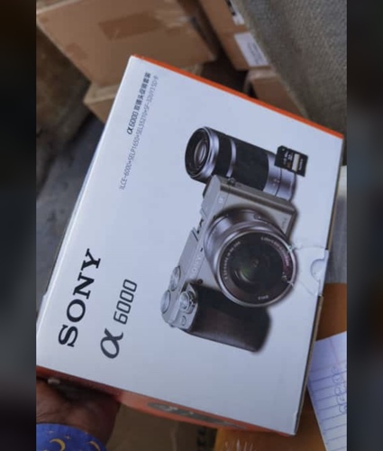 Sony a6000, 24.3MP, 16-50mm Lens