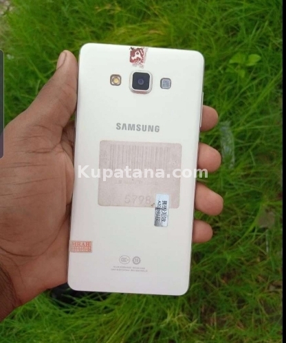 SAMSUNG A7