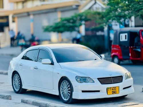 NAUZA TOYOTA MARK X NZURI 