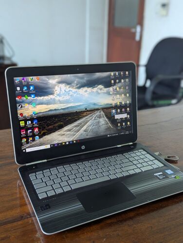 HP pavilion 15 