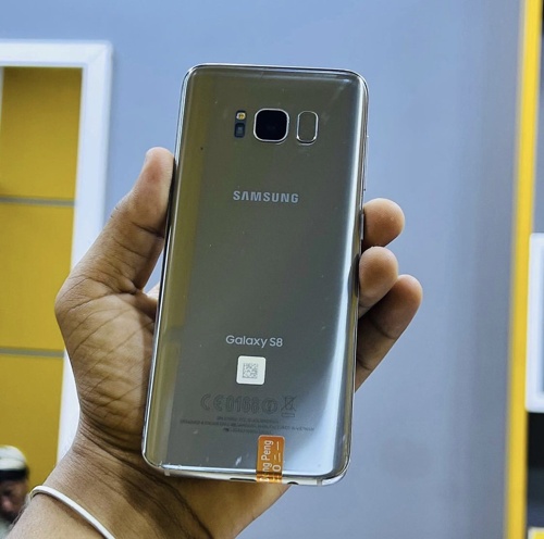 Samsung galaxy S8 plain 64gb