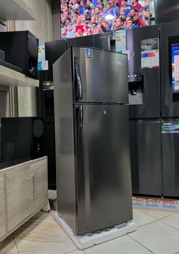 Boss fridgblack metalic lt 200