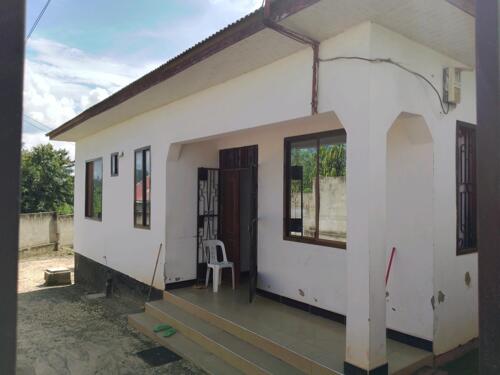 MADALE LODGE FOR SALE