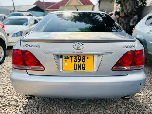 Toyota crown athlete
