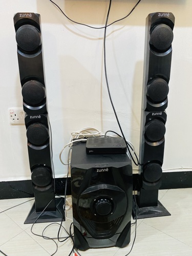 Zunne music system 