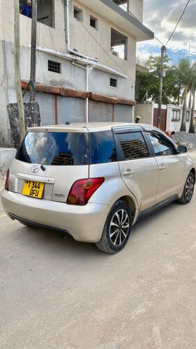 Toyota Ist 