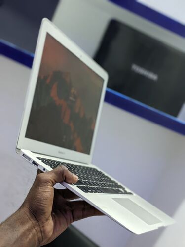 Macbook Air 2015 corei5