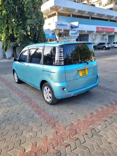 Toyota Sienta EAX