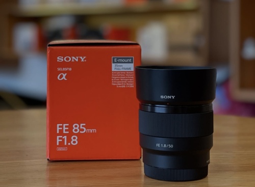 Sony FE 85mm f/1.8 Lens