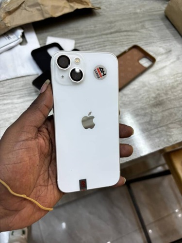 iPhone 13 plain 128Gb