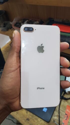 Iphone 8 plus 64Gb finger ok