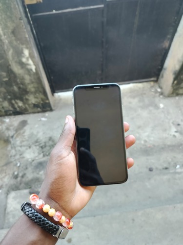 iPhone X 