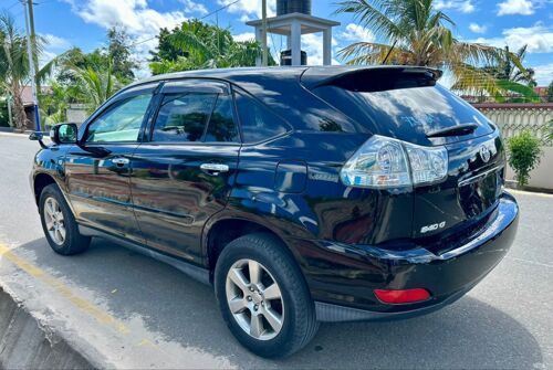 NAUZA TOYOTA HARRIER 