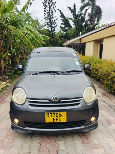 Toyota Sienta EFL
