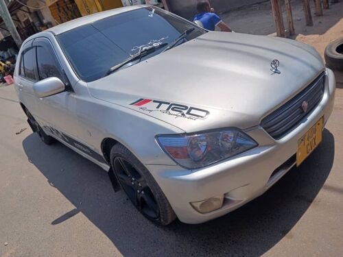 TOYOTA ARTEZA NZURI SANA 