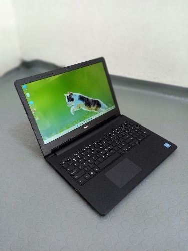Dell laptop (imeuzwa)