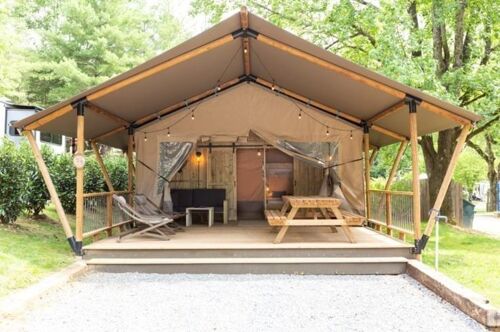 Tent aina zote zinapatikana 