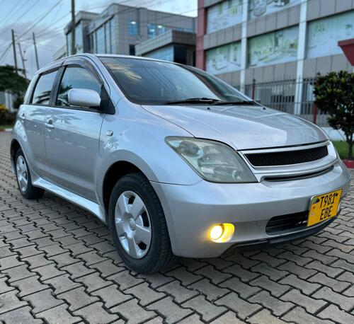 TOYOTA IST 15.9M