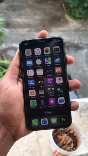 Iphone  x Bado mpyaa