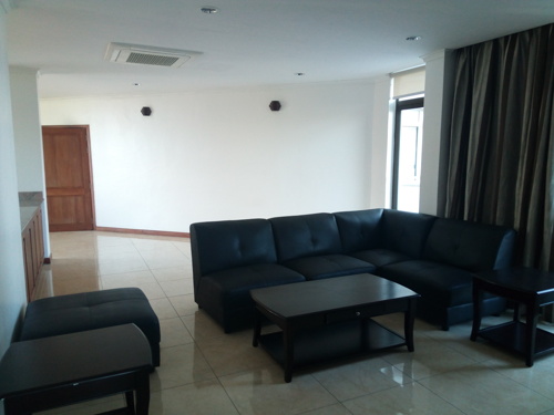 2Bdrm Apartment to let in Masaki