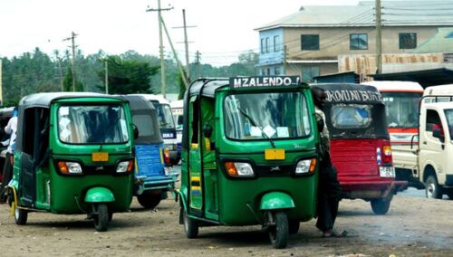 Bajaji zipo nyingi kuanzia 